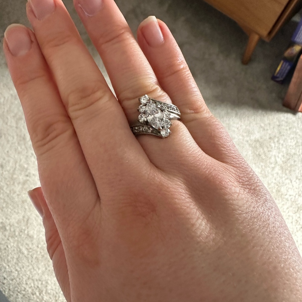 Elegant Metal Women's Ring Set